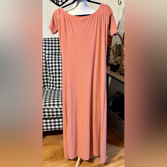 Derek Heart XL Mauve Dress - Picture 2 of 3